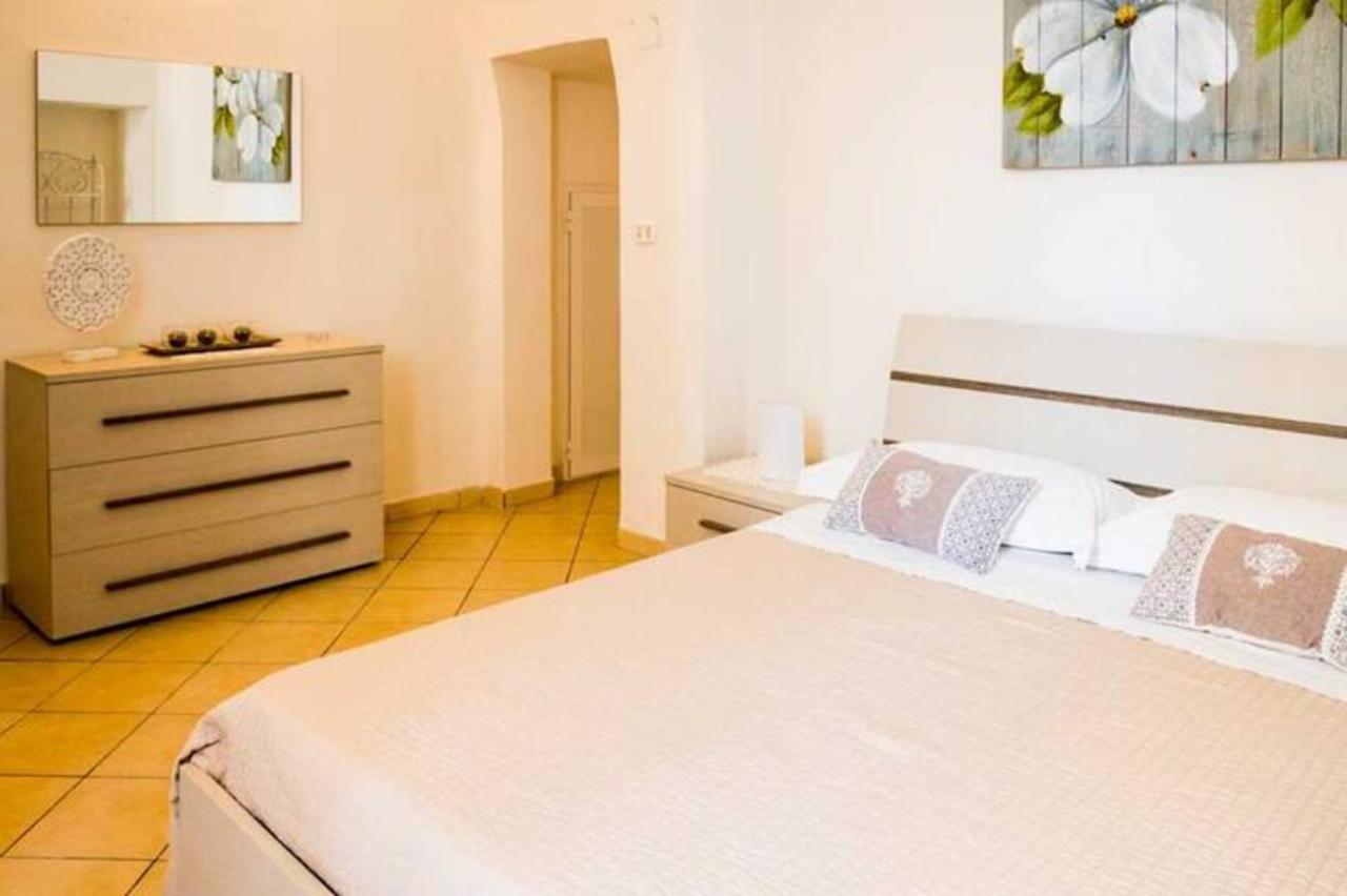 Cuore Di Puglia - Heart Of Apulia - Via Luigi Indelli 48 - Monopoli Exterior foto