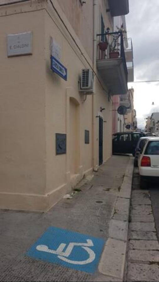 Cuore Di Puglia - Heart Of Apulia - Via Luigi Indelli 48 - Monopoli Exterior foto